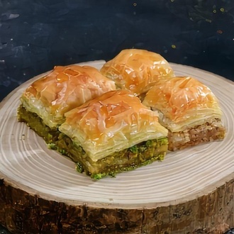 Karışık Baklava (500 gr.) görseli