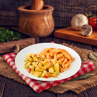 Köri Soslu Tavuk & Penne Makarna görseli