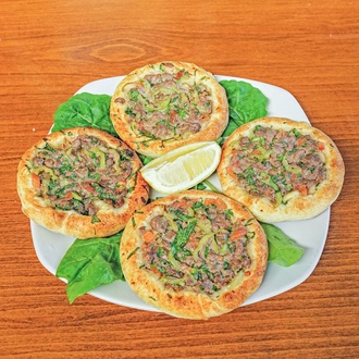 Kuşbaşılı Nazilli Gülü Pide görseli