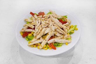 Izgara Tavuk Salata görseli