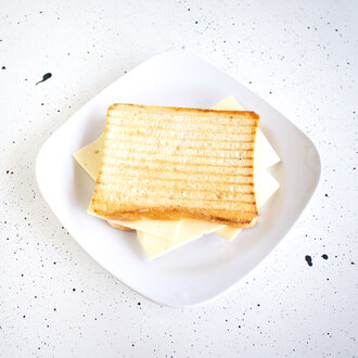 Kaşarlı Tost görseli