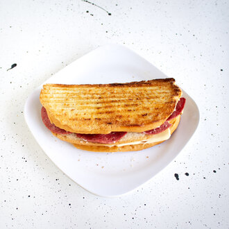 Ayvalık Tostu görseli