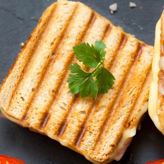 Dilli Kaşarlı Kepekli Tost görseli