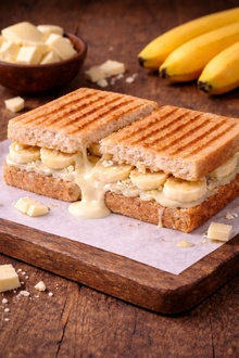 Mecnun Tost görseli