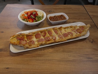 Sucuklu Kaşarlı Pide (70 cm.) görseli