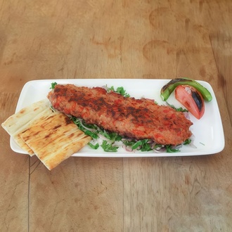 Adana Kebap & Tavuk Şiş görseli
