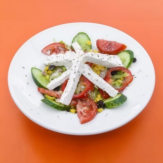 Beyaz Peynirli Salata görseli