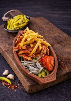 Pilav Üstü Tavuk Döner görseli