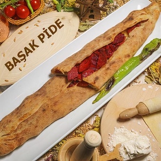 Sucuklu Pide görseli