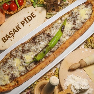 Kavurmalı Kaşarlı Pide görseli