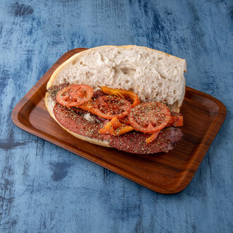 3/4 Ekmek Arası Sucuk görseli