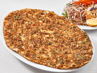 Lahmacun görseli