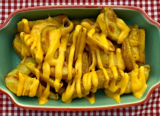 Cheddar Soslu Elma Dilim Patates (300 gr.) görseli