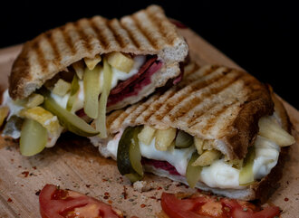 Ayvalık Tost Menü görseli