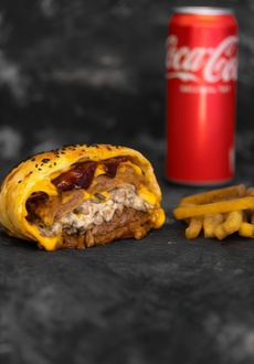 Calzone BBQ Burger Menü görseli