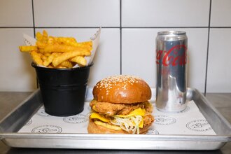 Double Chicken Burger Menü görseli
