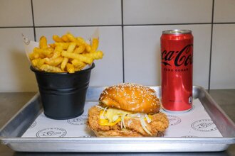 Chicken Burger Menü görseli