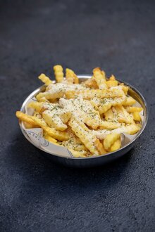 Trüflü & Parmesan Peynirli Patates Kızartması görseli