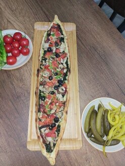 Light Ispanaklı Kaşarlı Pide (Açık) görseli