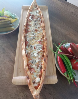 Balıkesir Kuşbaşılı Kaşarlı Mantarlı Pide (Açık) görseli