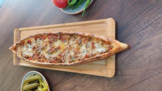 Hünkarbeğendi Pide (Açık) görseli