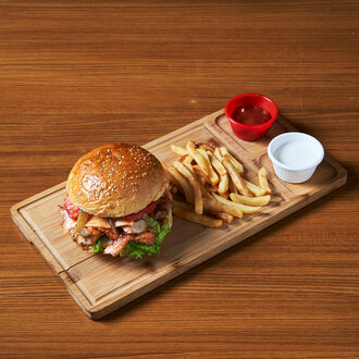 Sostime Tavuk Döner Burger görseli