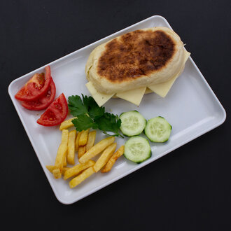 Kaşarlı Bazlama Tost görseli
