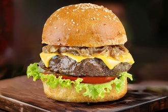 Cheese Fabrique Burger görseli