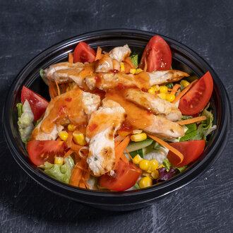 Chili Tavuklu Salata görseli