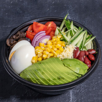 Avokadolu Salata görseli