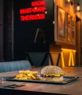 Badass Cheeseburger görseli