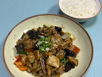 Bambulu Mantarlı Tavuk görseli