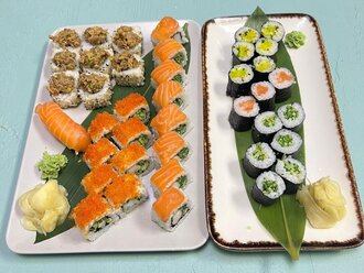 Assorted Sushi Set (40 Pcs) görseli