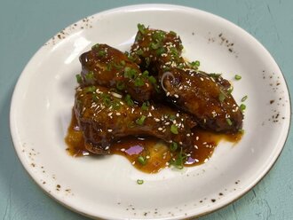 Tatlı Acı Soslu Tavuk Kanadı (5 Pcs) görseli