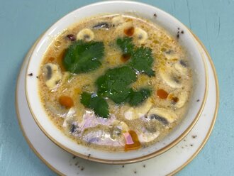 Tom Kha Kai görseli