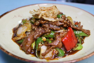 Acılı Sarımsaklı Dana görseli