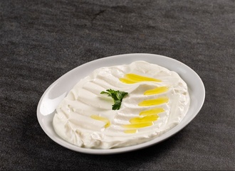 Süzme Yoğurt görseli