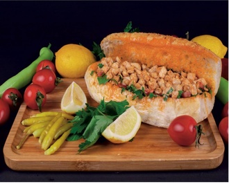 Ekmek Arası Tavuk Tantuni görseli