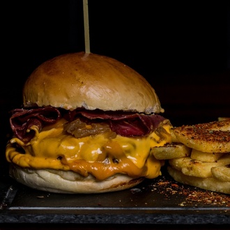 Kuzu Special Burger görseli