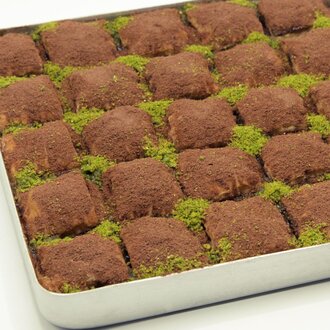 Sütlü Bitter Çikolatalı Soğuk Baklava (1 kg.) görseli