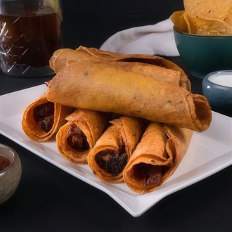 Tavuklu Taquito görseli