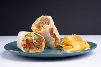 Small California Carne Picada Buritto görseli