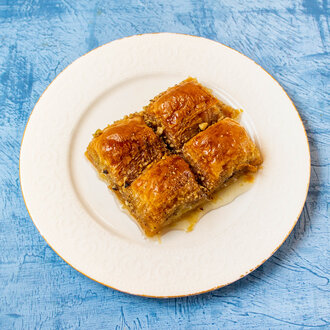 Cevizli Baklava (4 Dilim) görseli