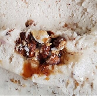 Ballı Bademli Dondurma (1 Top) görseli