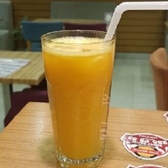 Taze Sıkma Portakal Suyu görseli