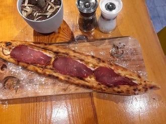 Pastırmalı Kaşarlı Pide (Açık) görseli
