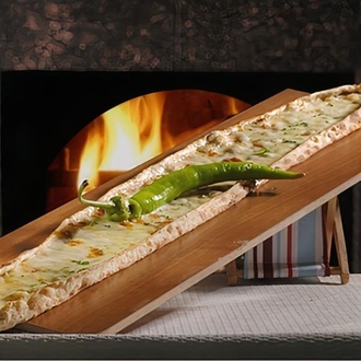 Tereyağlı Peynirli Börek görseli