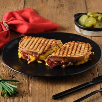 Pastırmalı Tost görseli