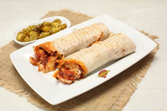 Hatay Usulü Tavuk Döner Dürüm görseli