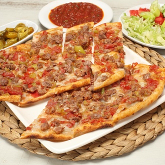 Kuşbaşılı Pide görseli